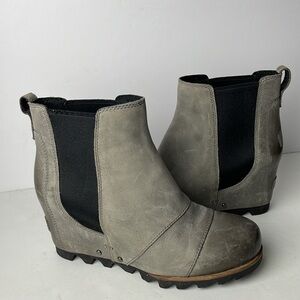 Sorel Joan of Arctic Chelsea Ankle Boots